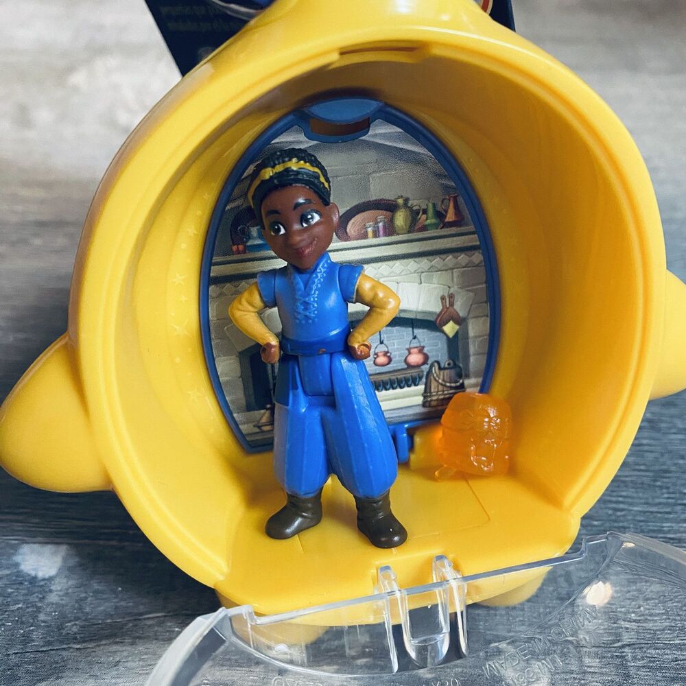 Disney Wish - Star Reveals Surprise - Mini Figure & Keychain Set